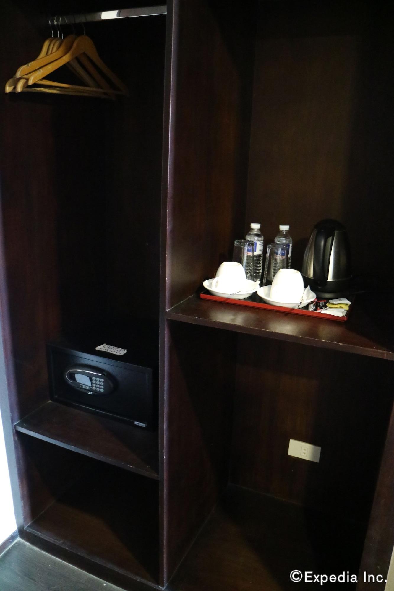 GT Hotel Iloilo Extérieur photo