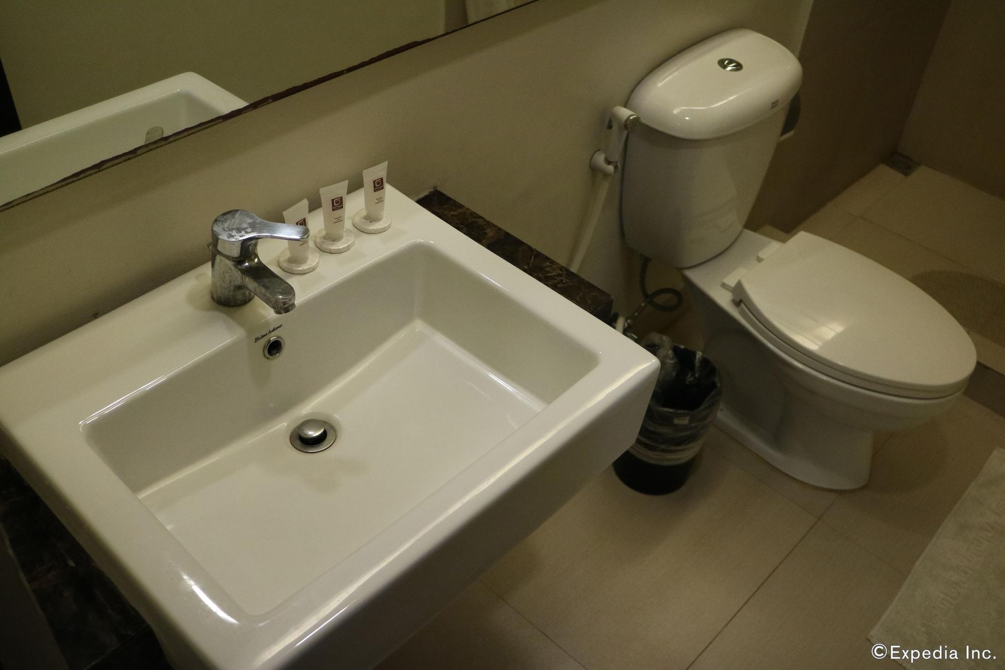 GT Hotel Iloilo Extérieur photo