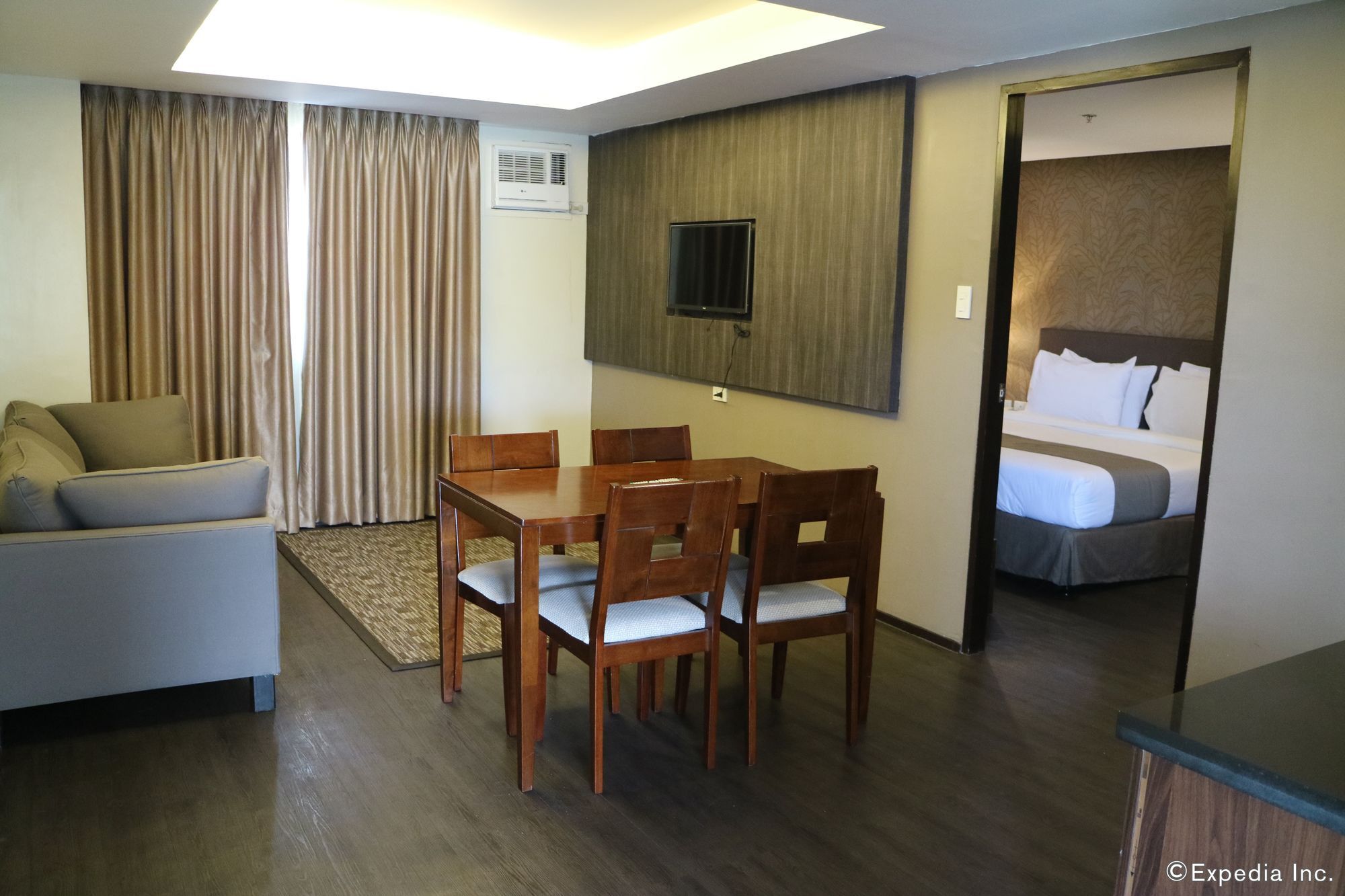 GT Hotel Iloilo Extérieur photo