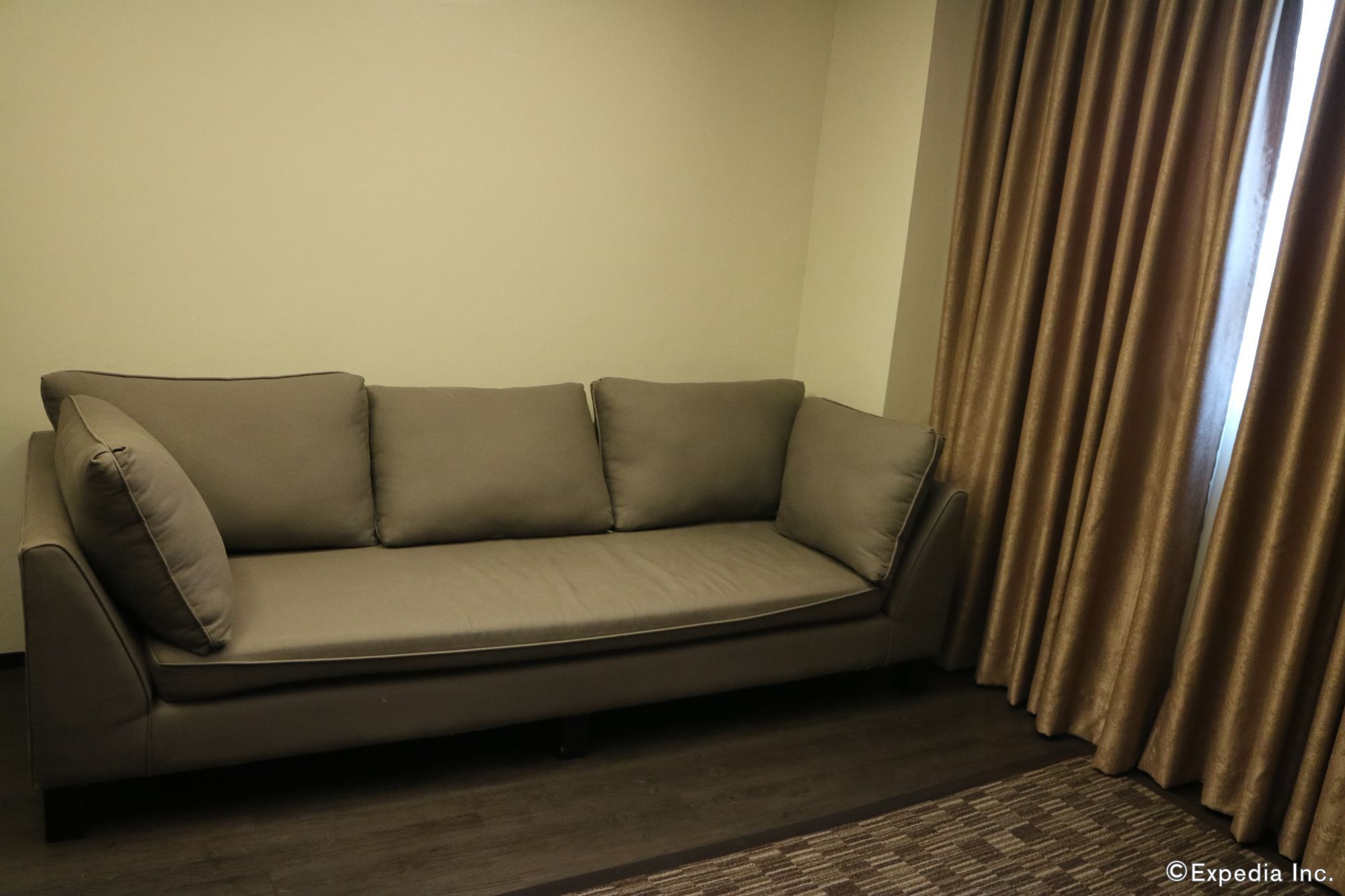 GT Hotel Iloilo Extérieur photo