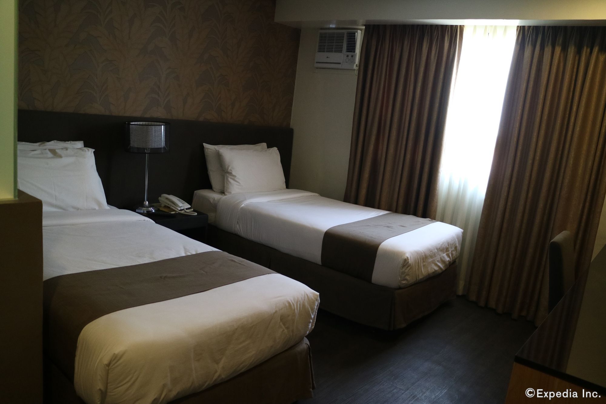 GT Hotel Iloilo Extérieur photo