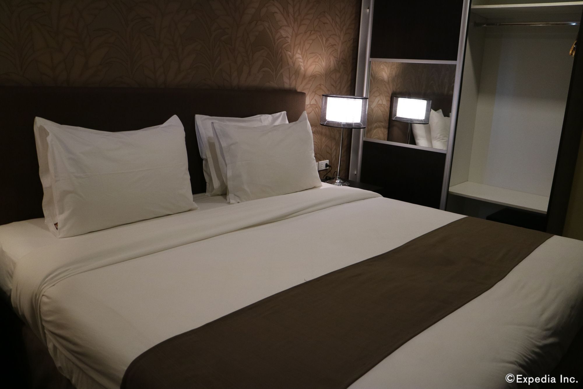GT Hotel Iloilo Extérieur photo